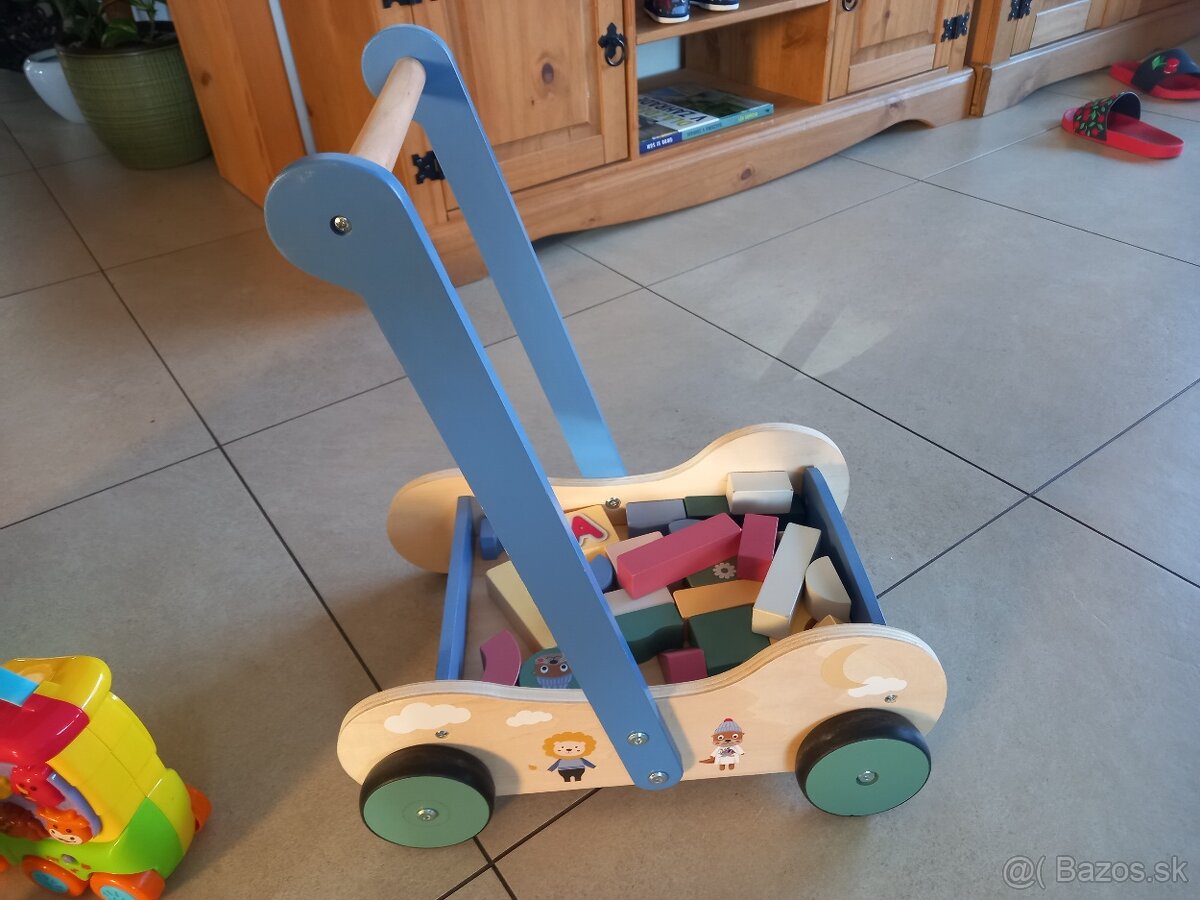 Hračky - 11