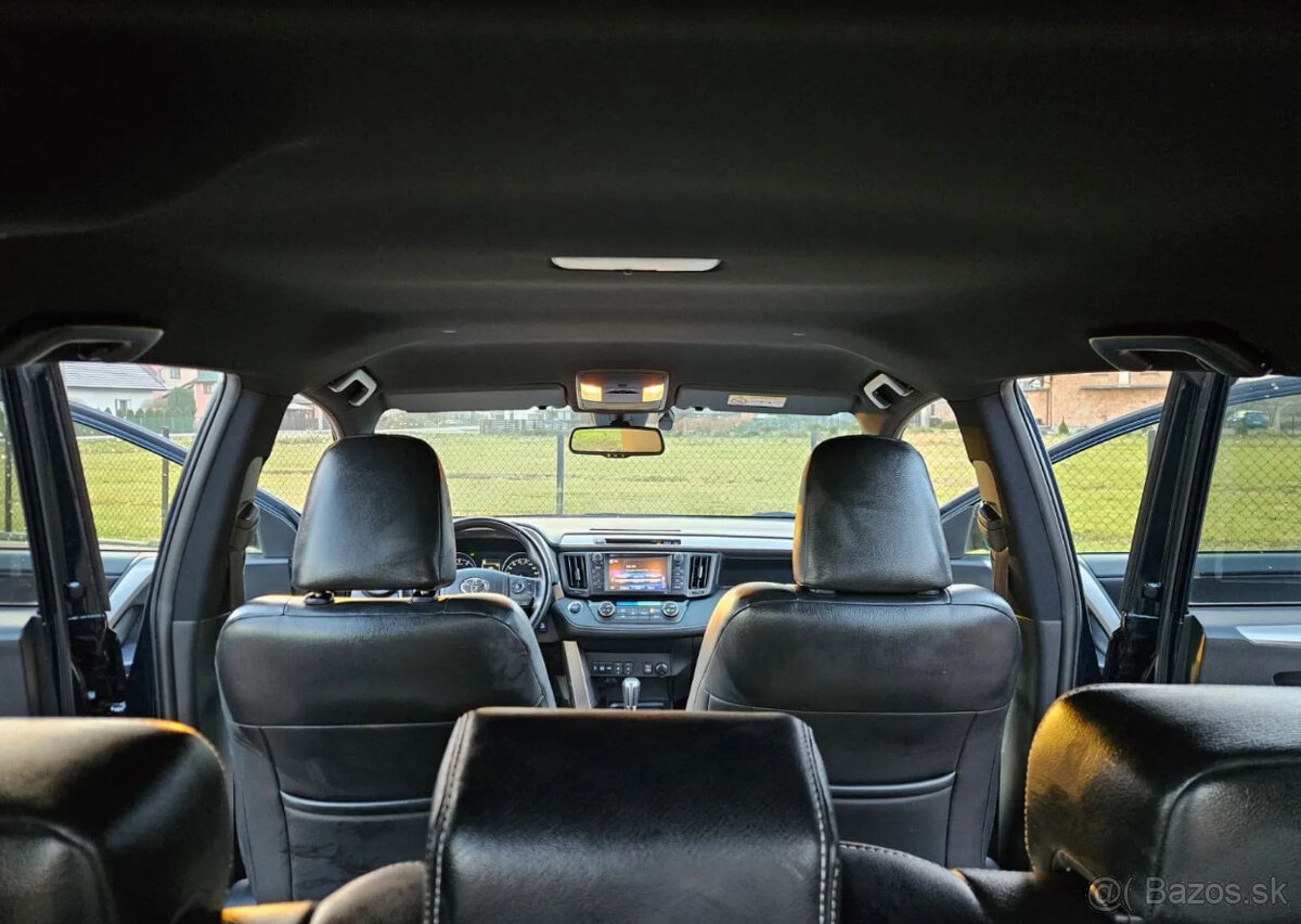 Toyota RAV4 2.0 Premium 4x4 - 11