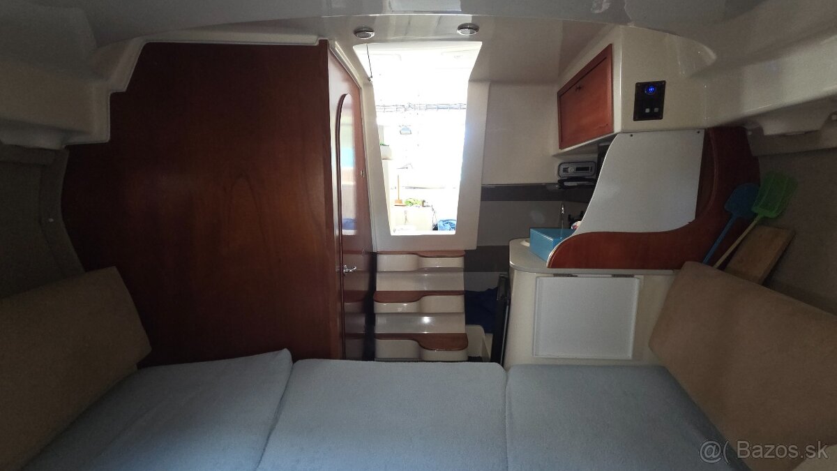 LOĎ ITALMAR, CABIN 23 + motor 225hp + dvouosí vlek - 11