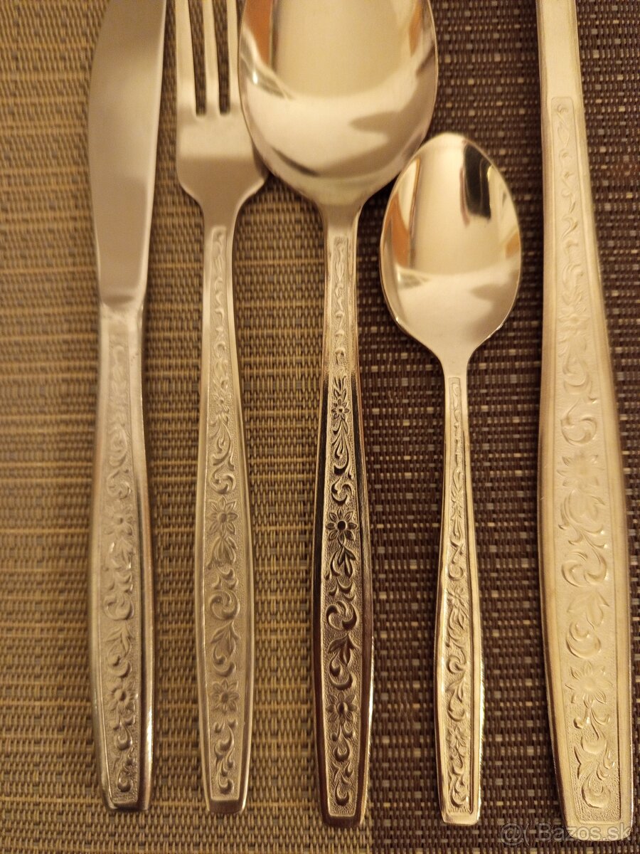 RETRO RUSKE PRIBORY-TOP STAV - 11