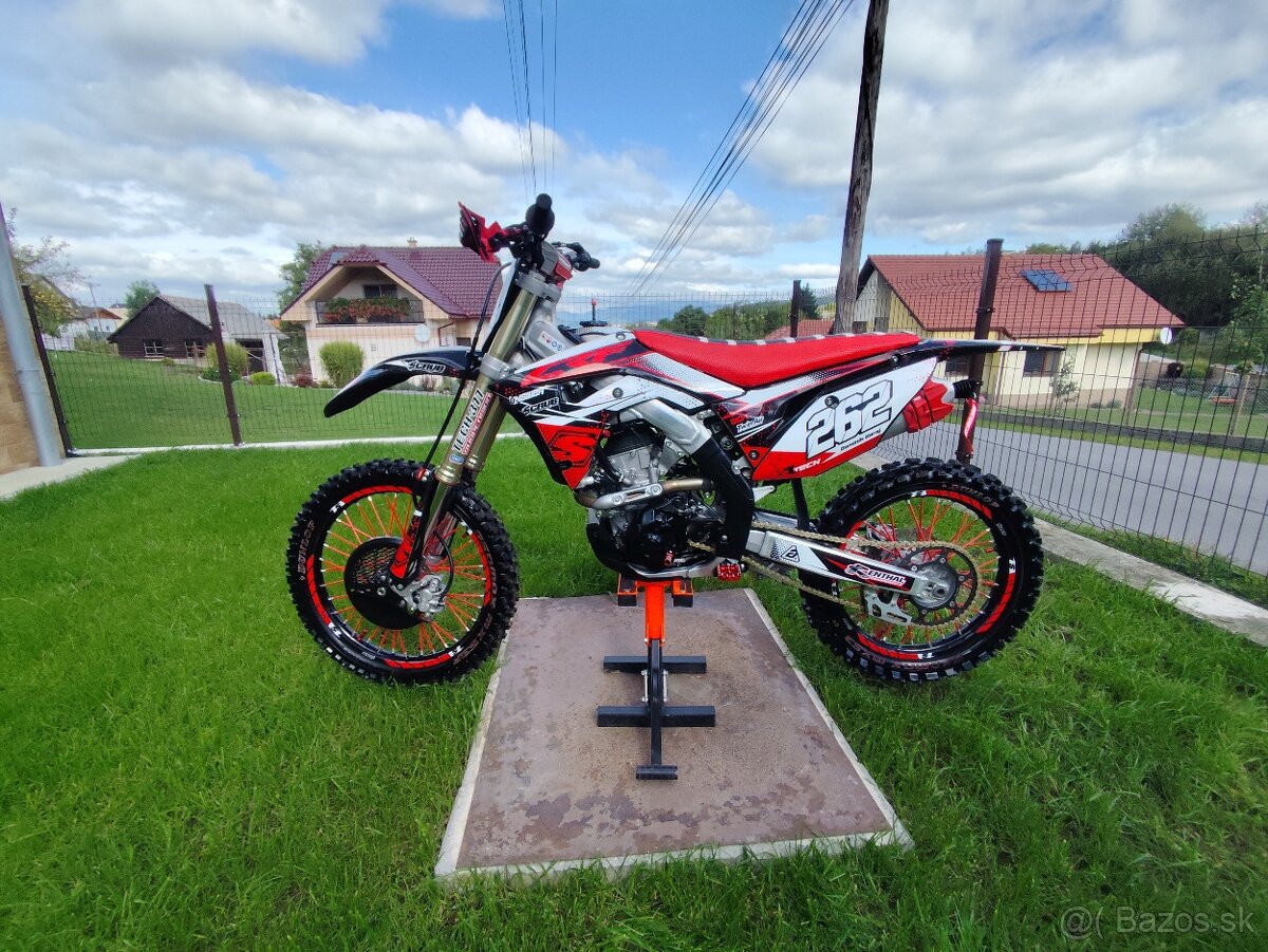 Honda CRF250R , 80MTH - 11