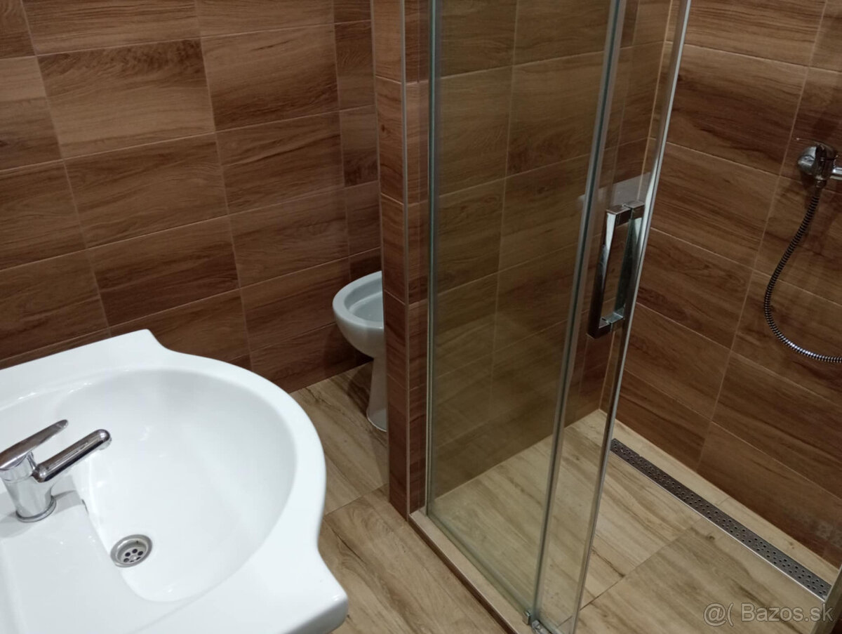 Prenajom bytu v rod.dome - 11