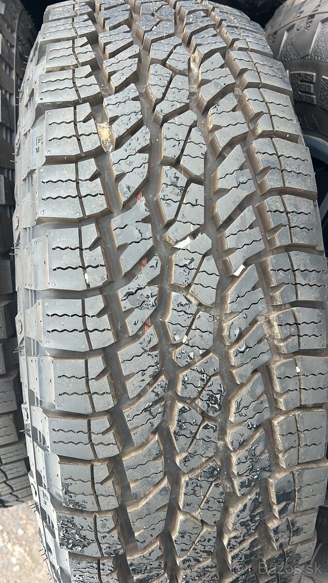 Jeep Wrangler r17 kola pneu Nexen nová 225/75 allterain - 11