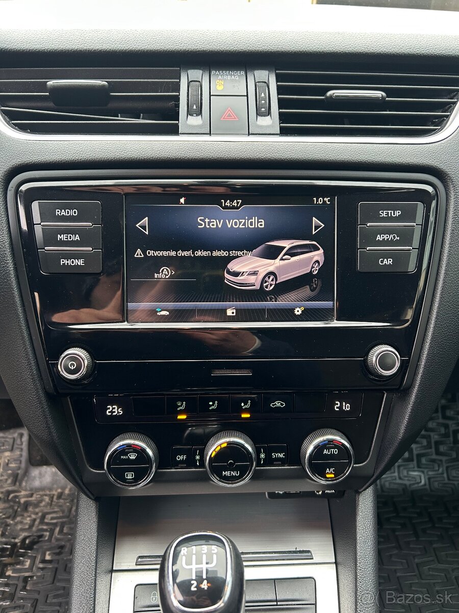 Škoda Octavia 1.6 TDI - 11