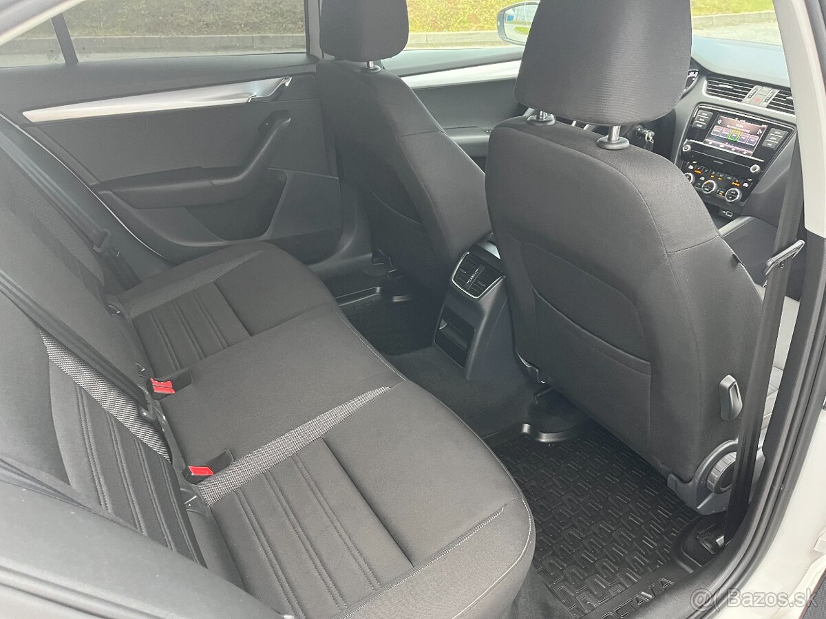 Škoda Octavia 3 facelift sedan / liftback - 11