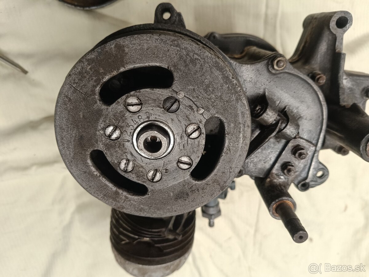 Motor Jawa robot 100 - 11