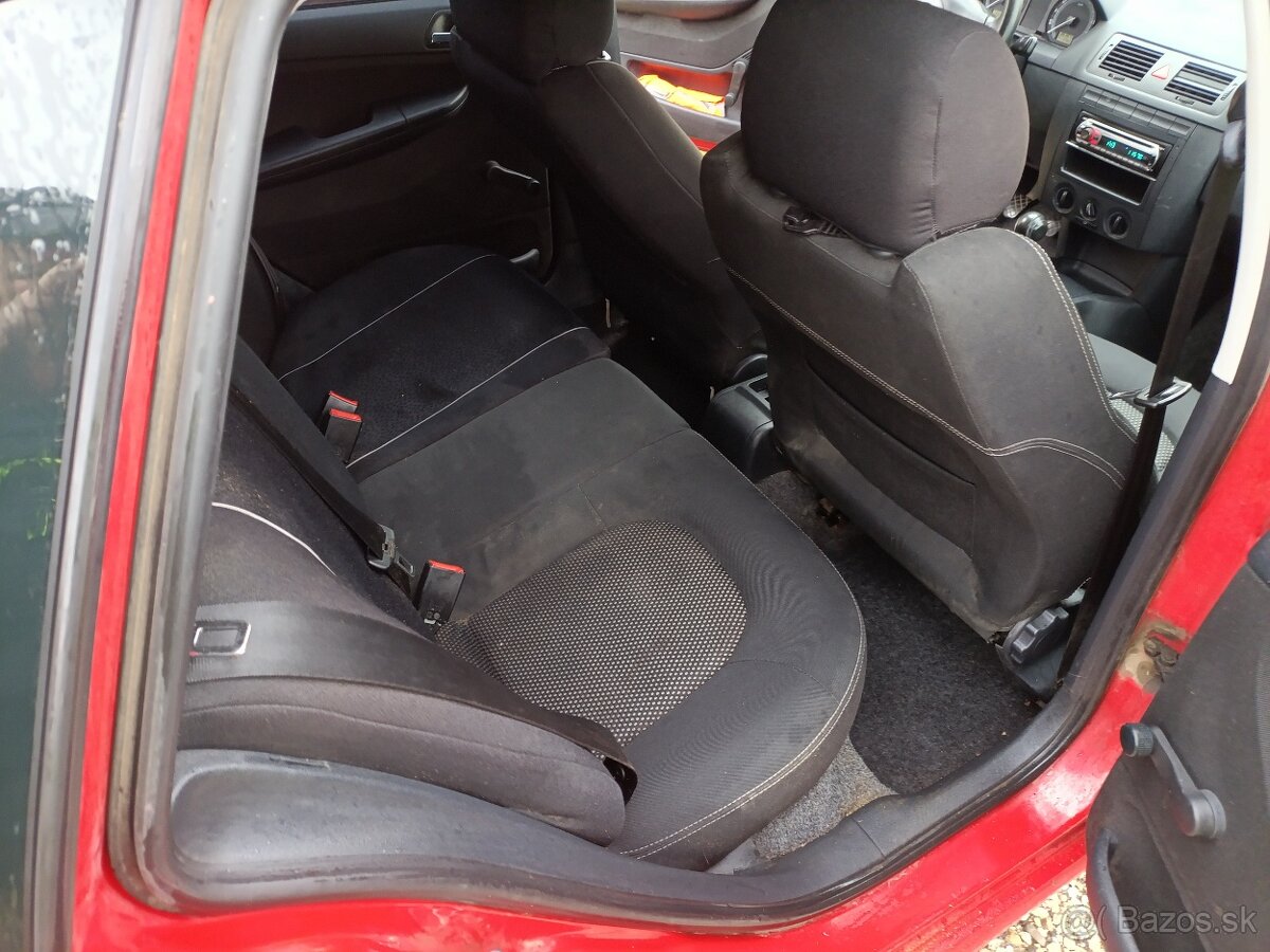 Škoda Fabia combi 1.2HTP - 11