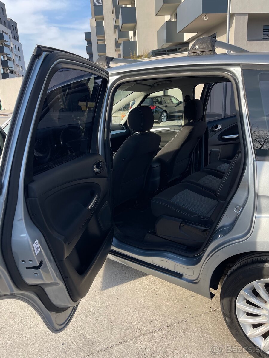 Ford S-Max 2.0TDCi - 11