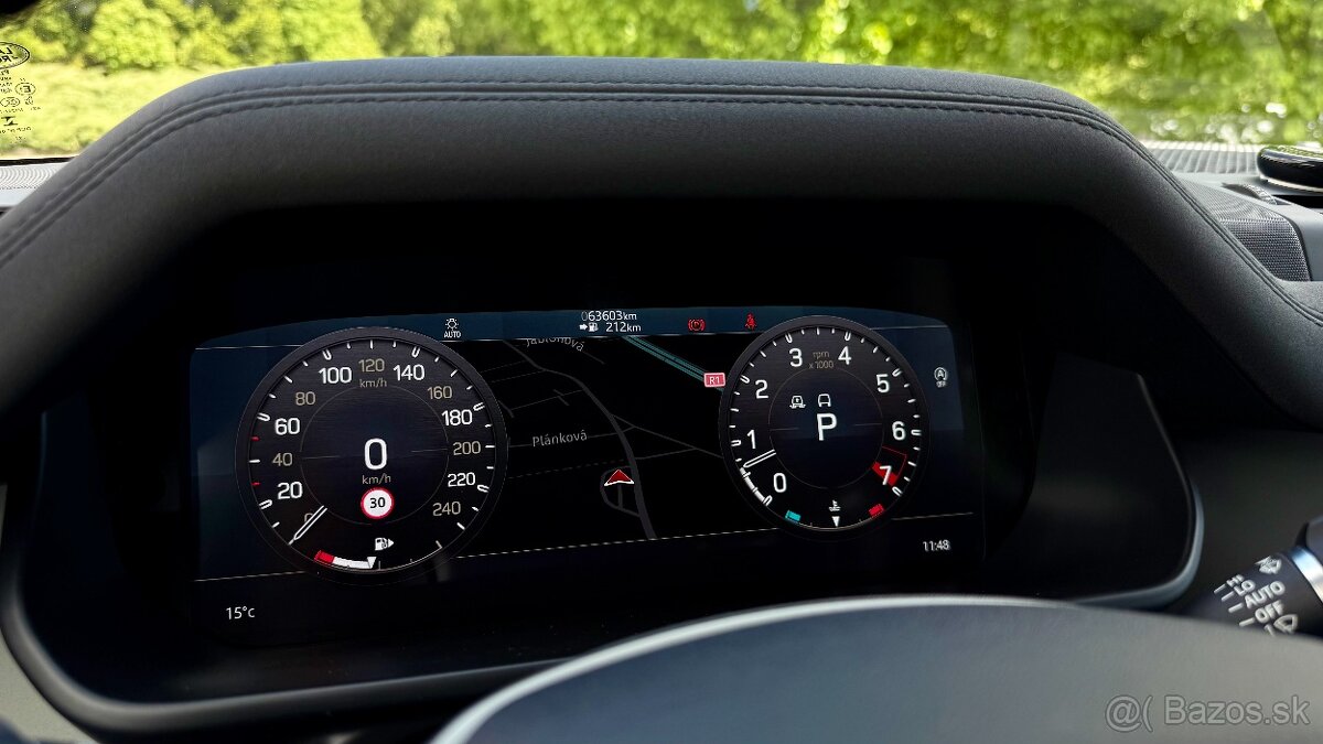 Land Rover Defender 110 3.0 I6 P400 MHEV X-Dynamic HSE A/T - 11