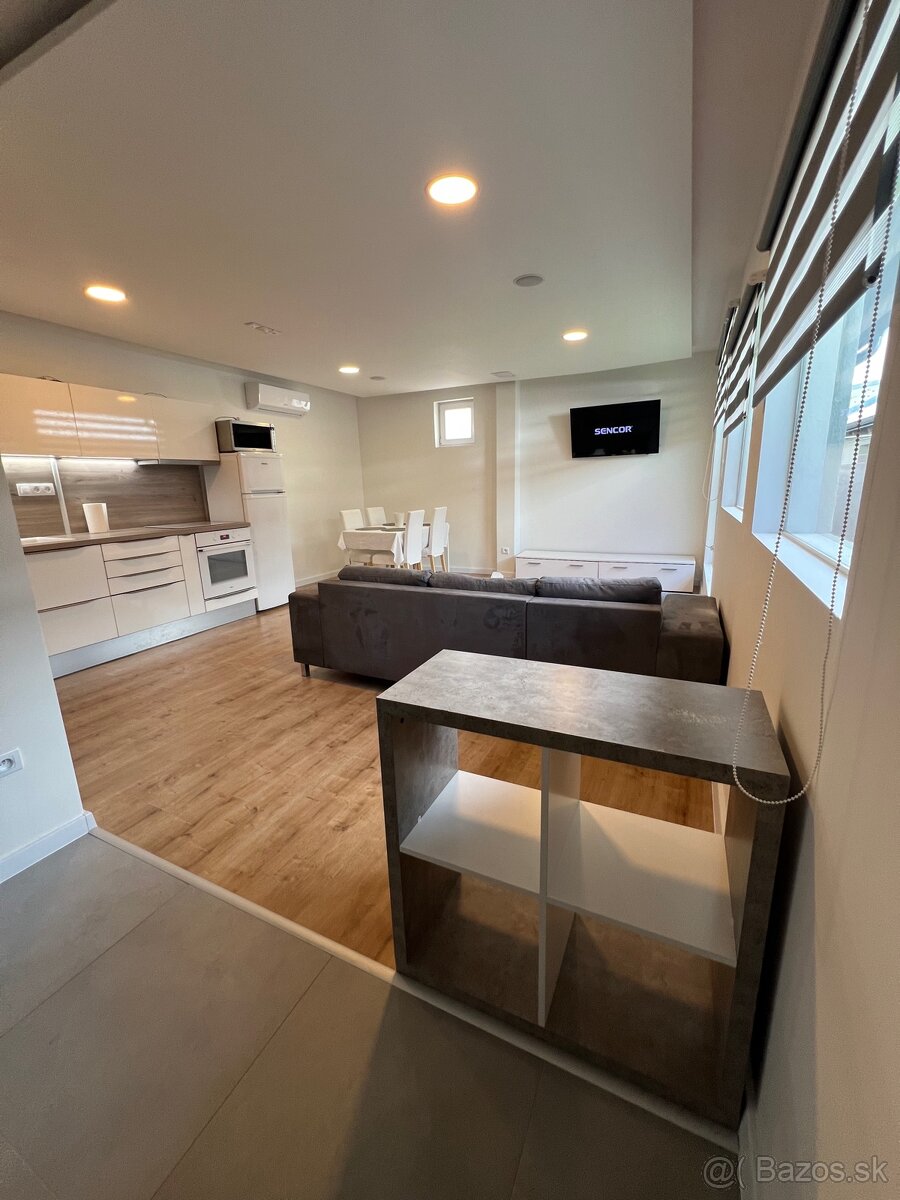 Prenajom 3izboveho bytu - 11