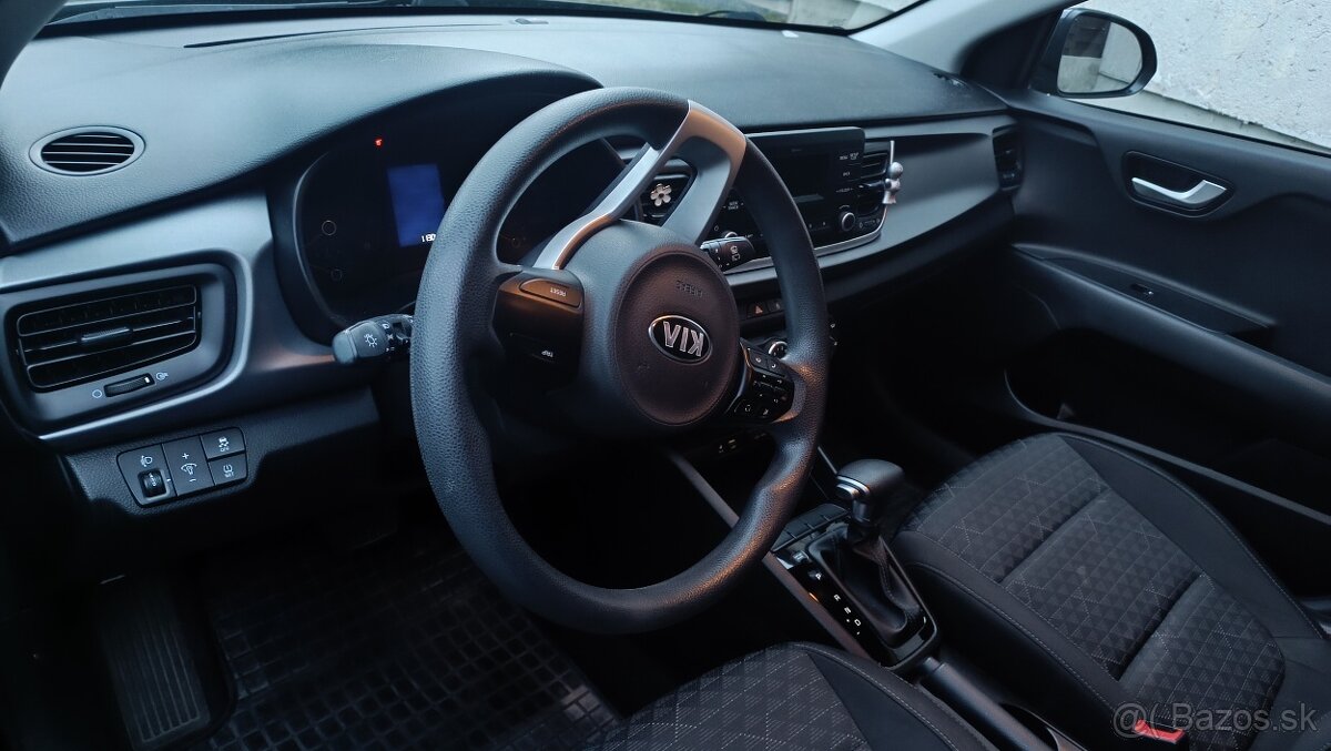 Kia Rio 1.4, 2019, automat - 11