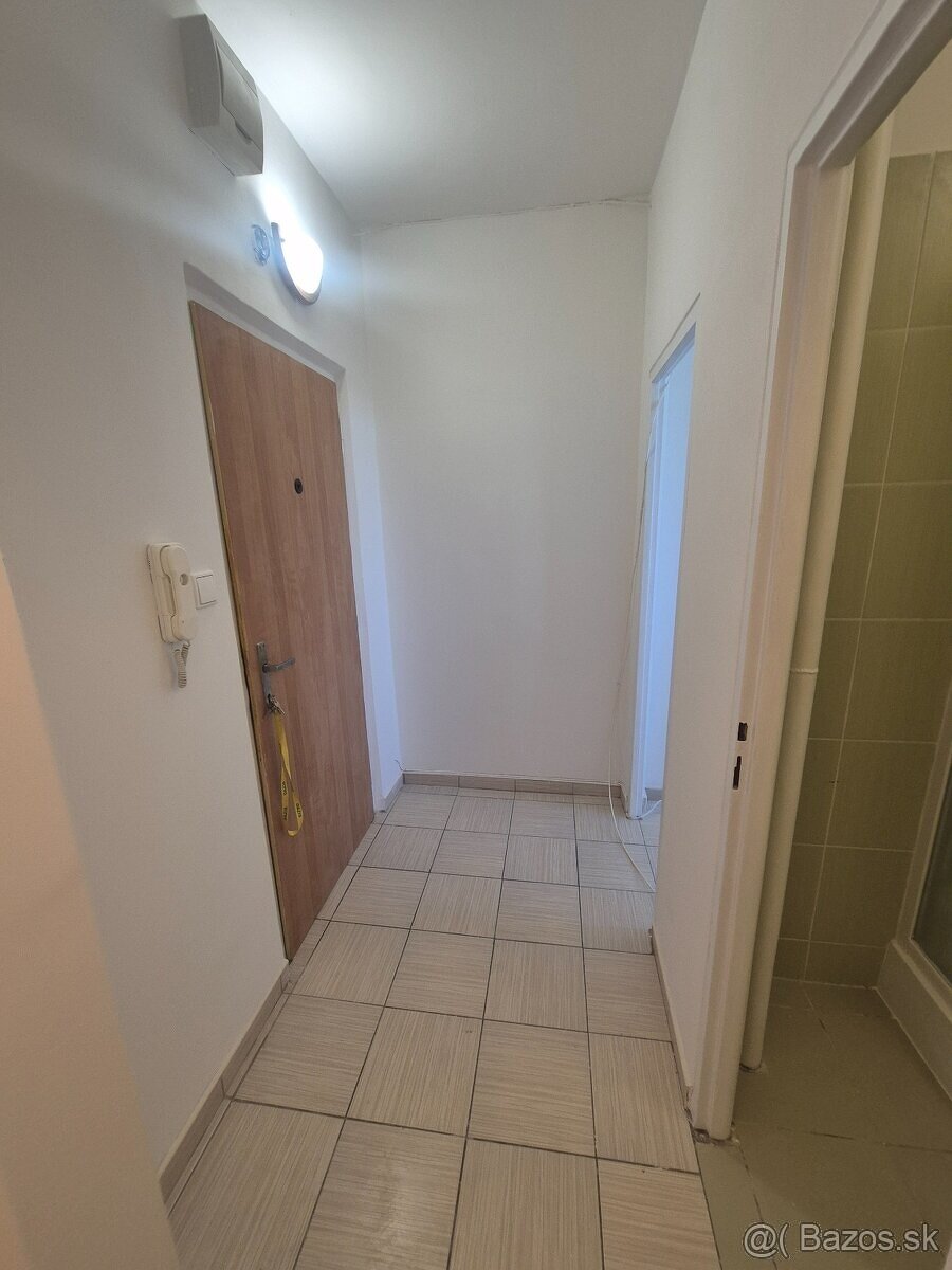 1-izbový byt na ul. Košická - 11