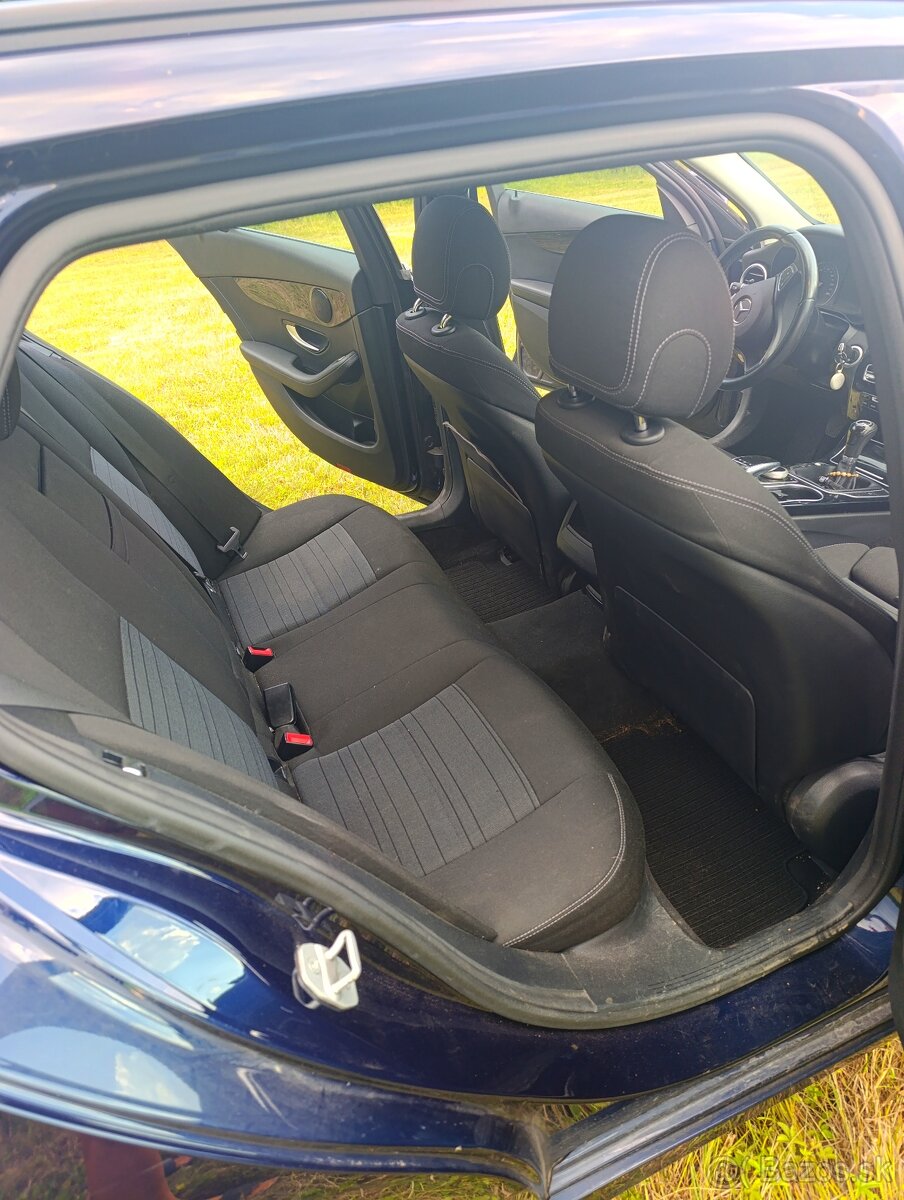 Mercedes Benz C200 - 11
