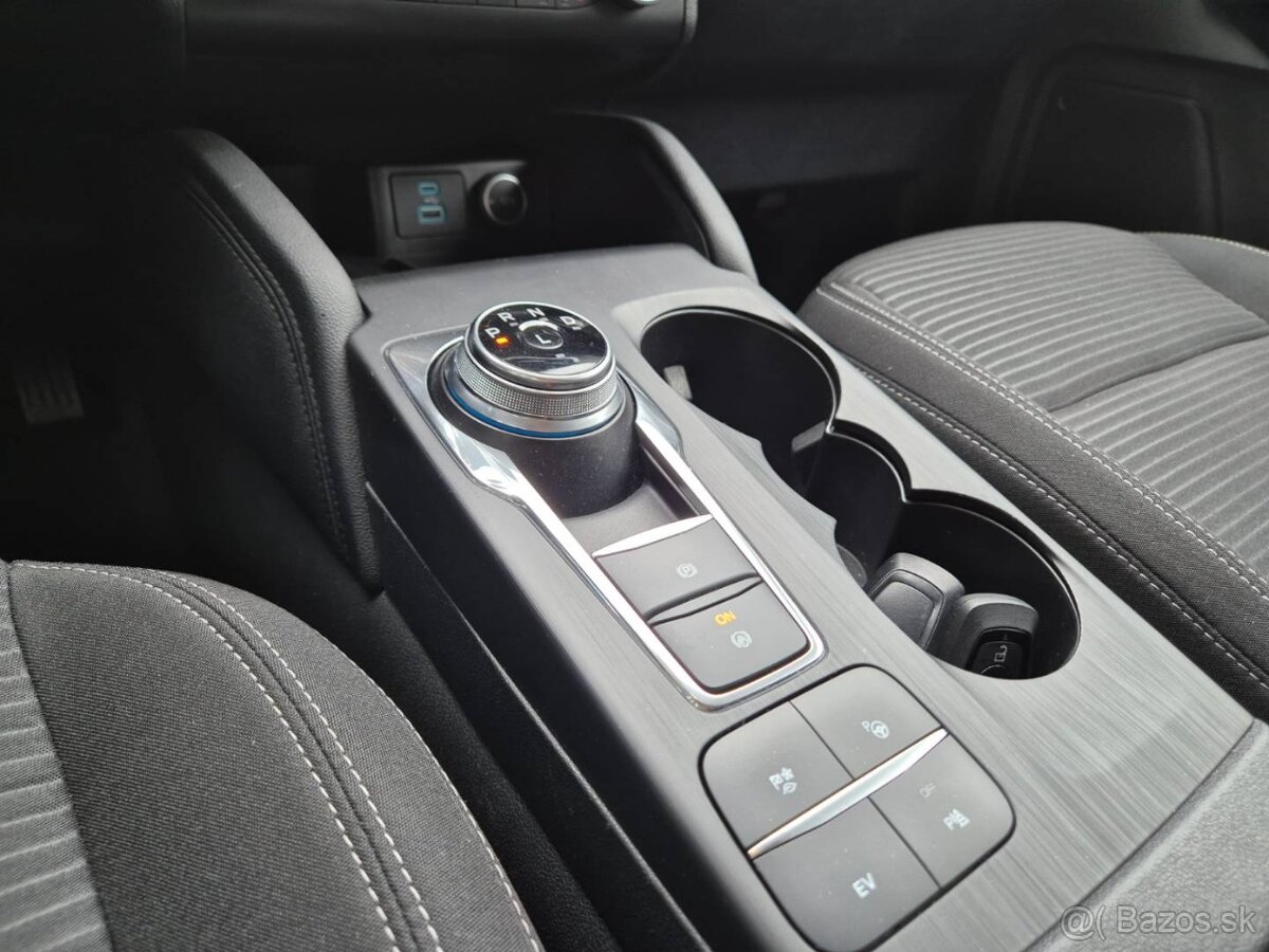 Ford Kuga 2.5 Duratec PHEV 225k Titanium CVT - 11