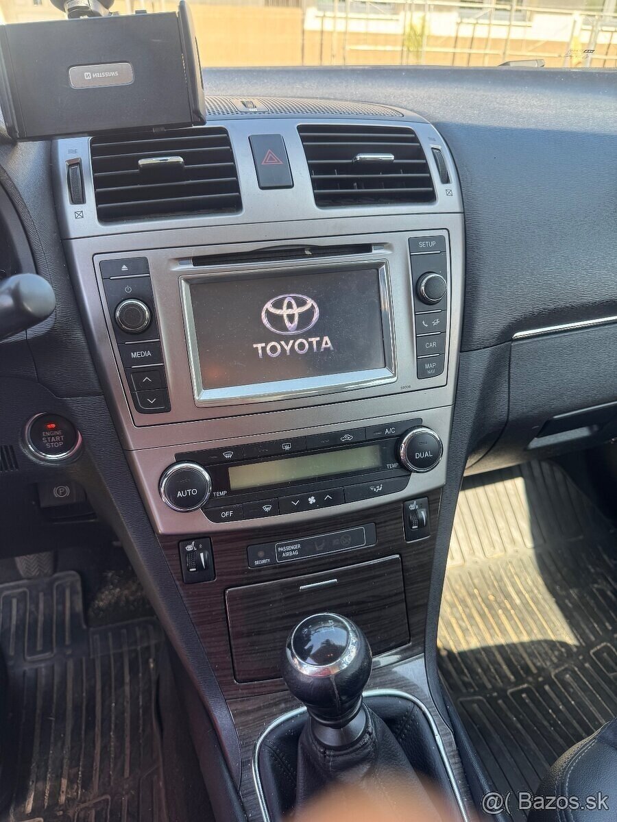 SURNE PREDAM TOYOTA AVENSIS T27 FACELIFT - 11