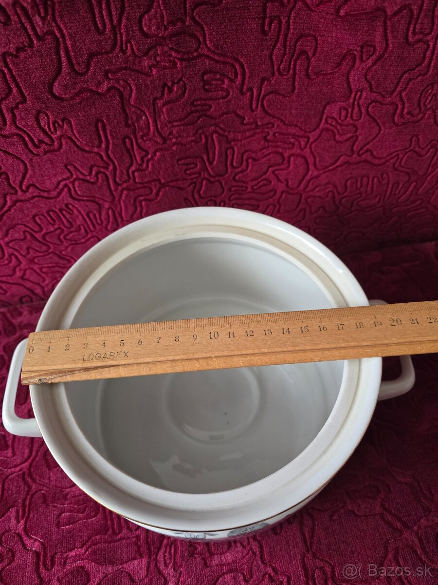 Tri polievkové mise. - 11