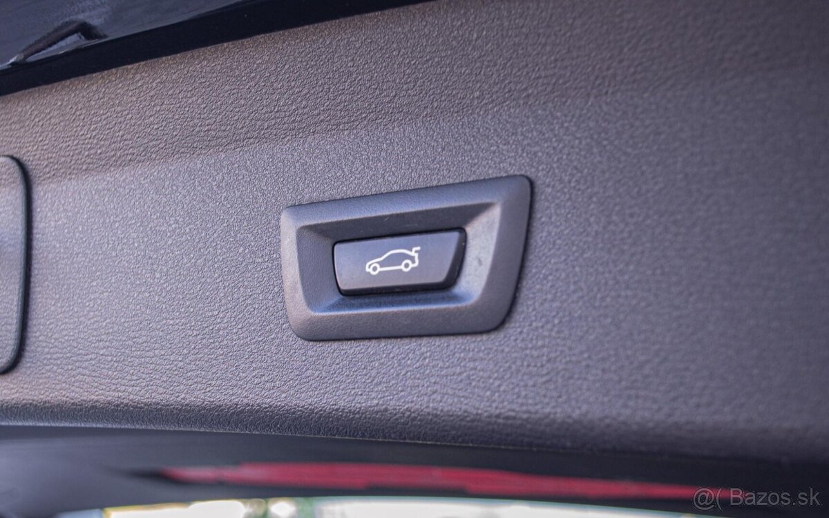 BMW X1 xDrive 25d 170kW automat - 11