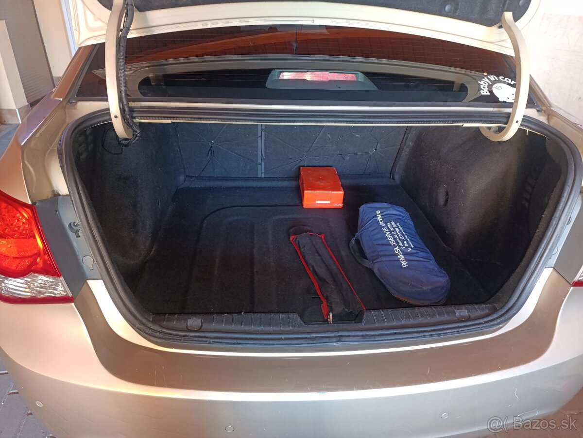 Chevrolet Cruze 1,6 Benzin + LPG - 11