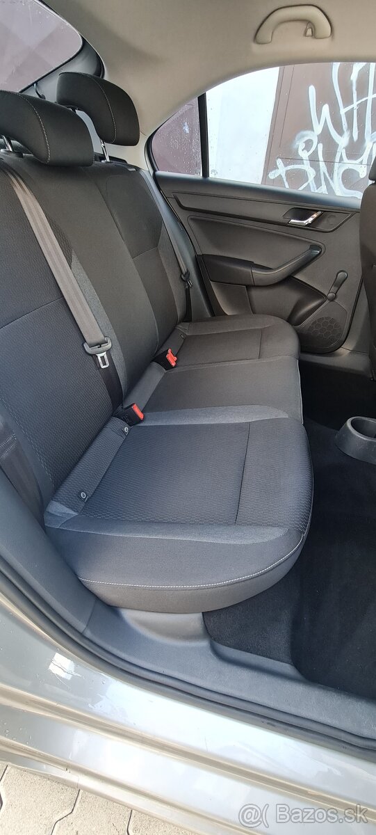 Škoda Rapid 1.2 TSi 77000km Ambition - 11