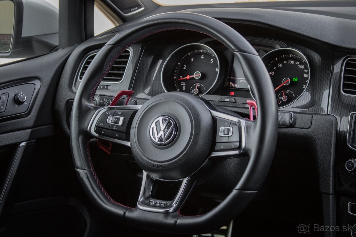 Volkswagen Golf 2.0 TFSI GTI DSG - 11