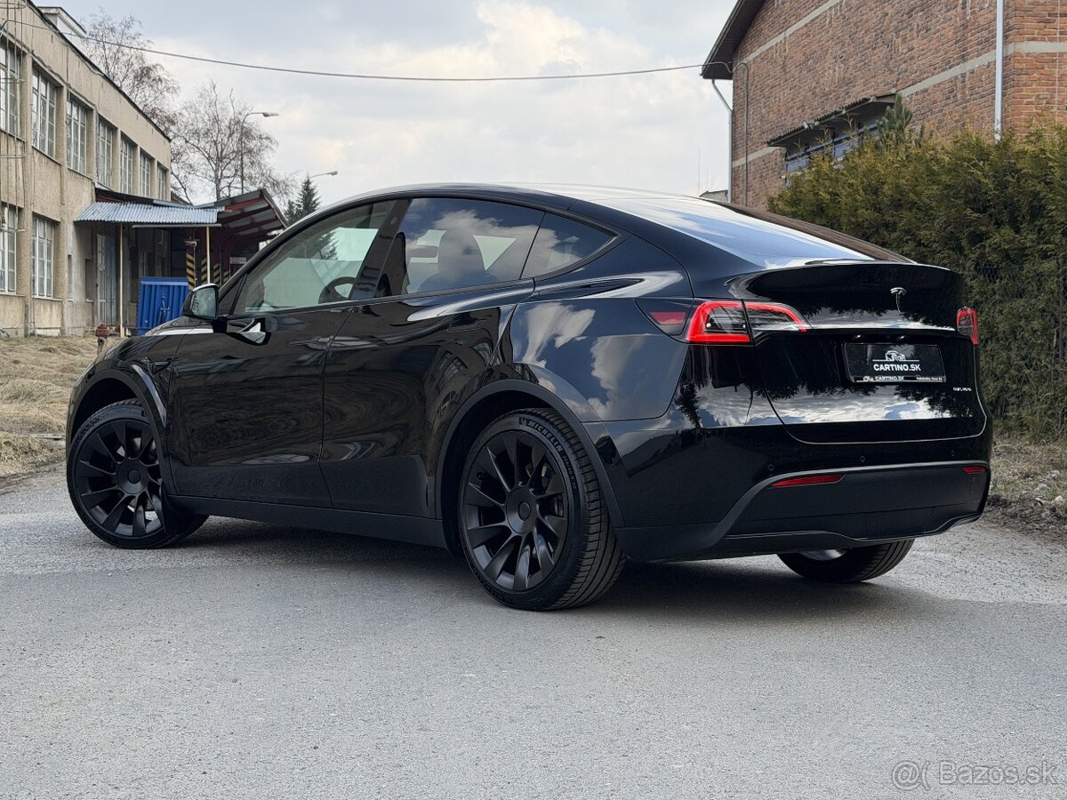 Tesla Model Y Long Range Dual Motor, DPH, Záruka - 11