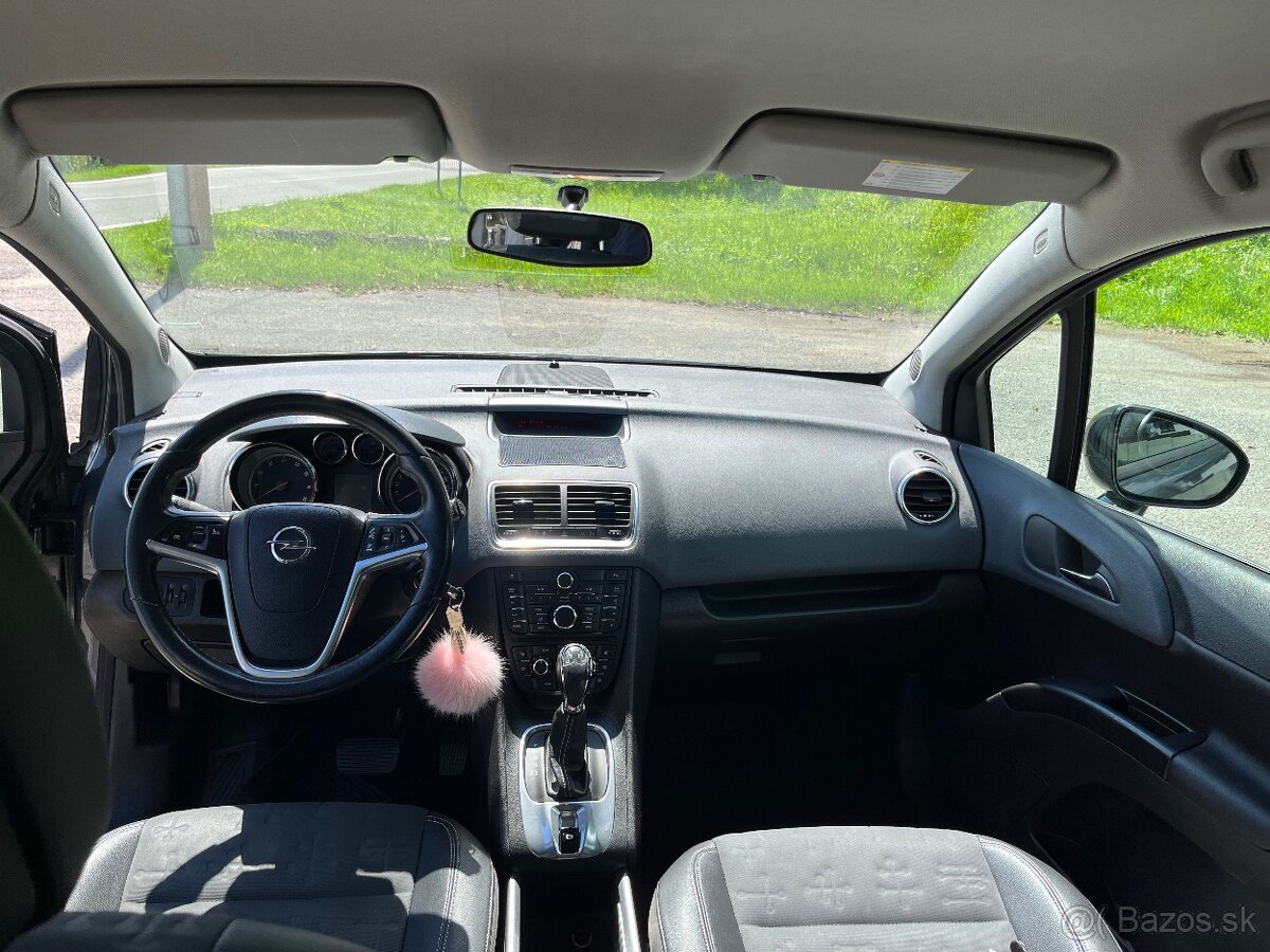 Opel Meriva - 11