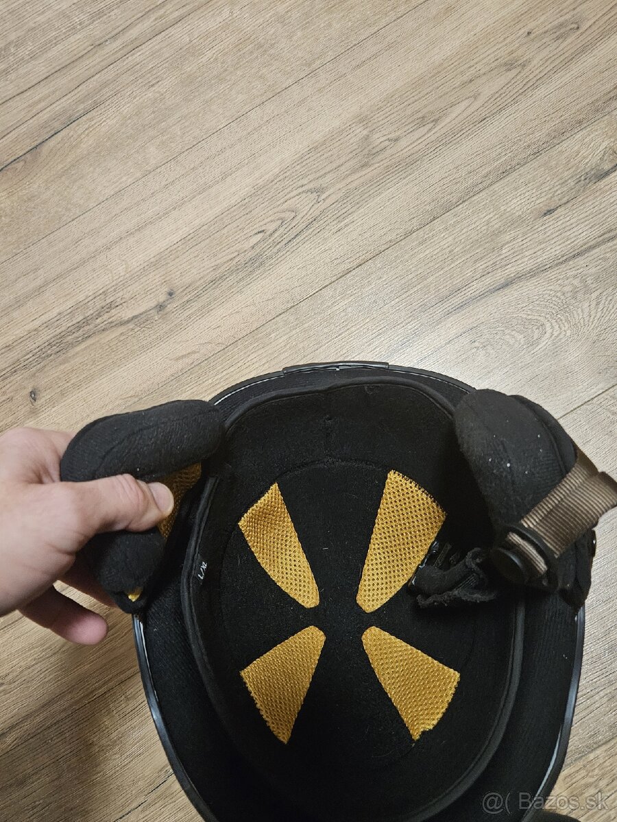 Lyžiarska prilba - 11