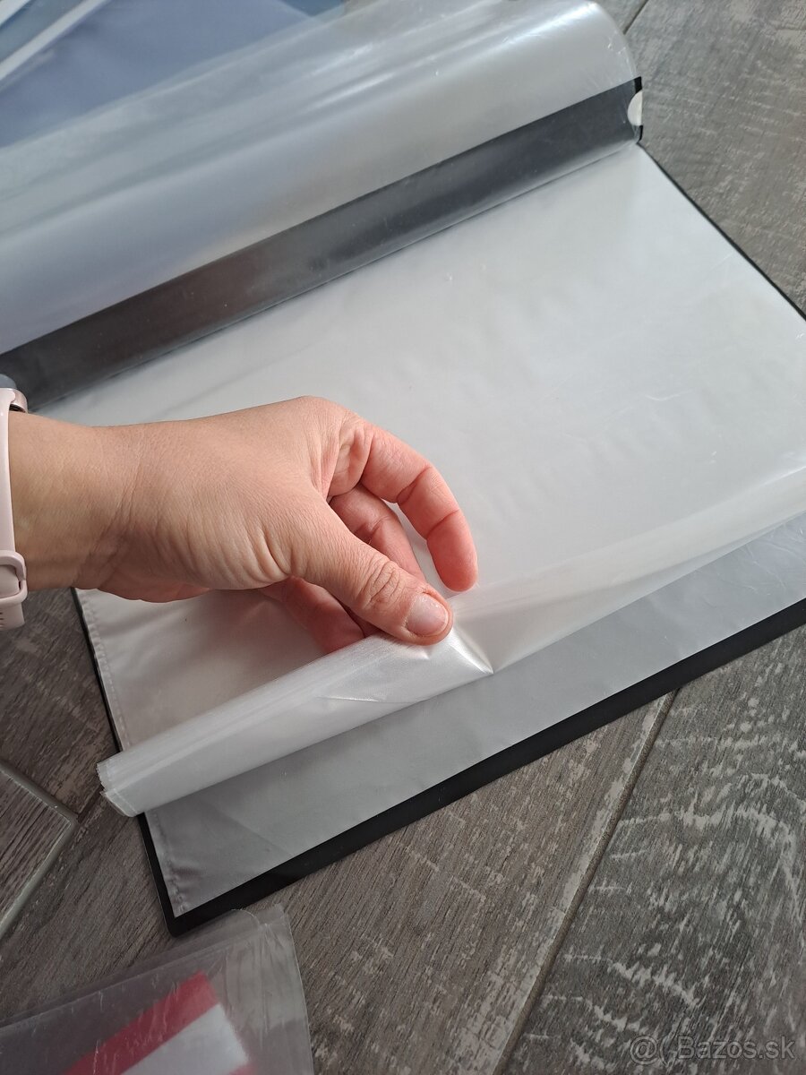 Kancelárske potreby, zakladače, spinkovače - 11