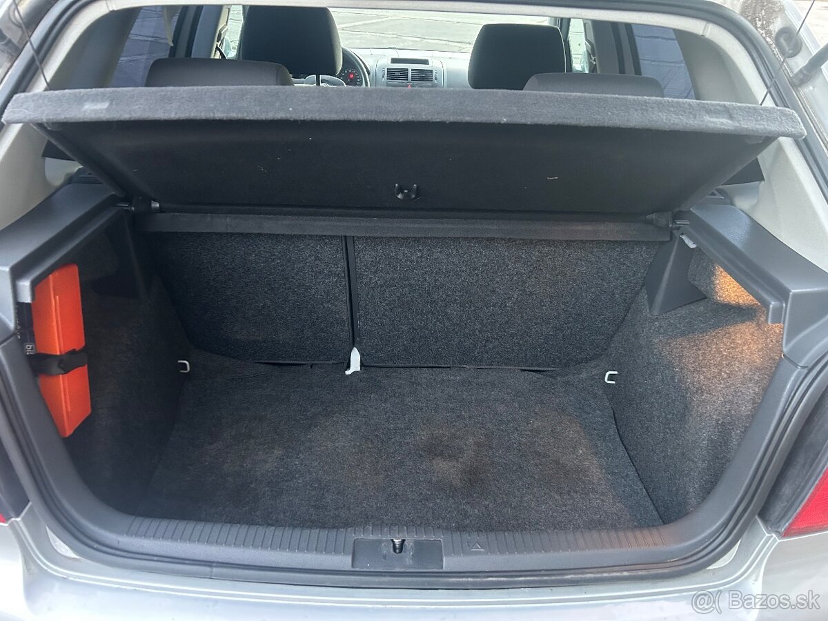 Volkswagen Polo - 11