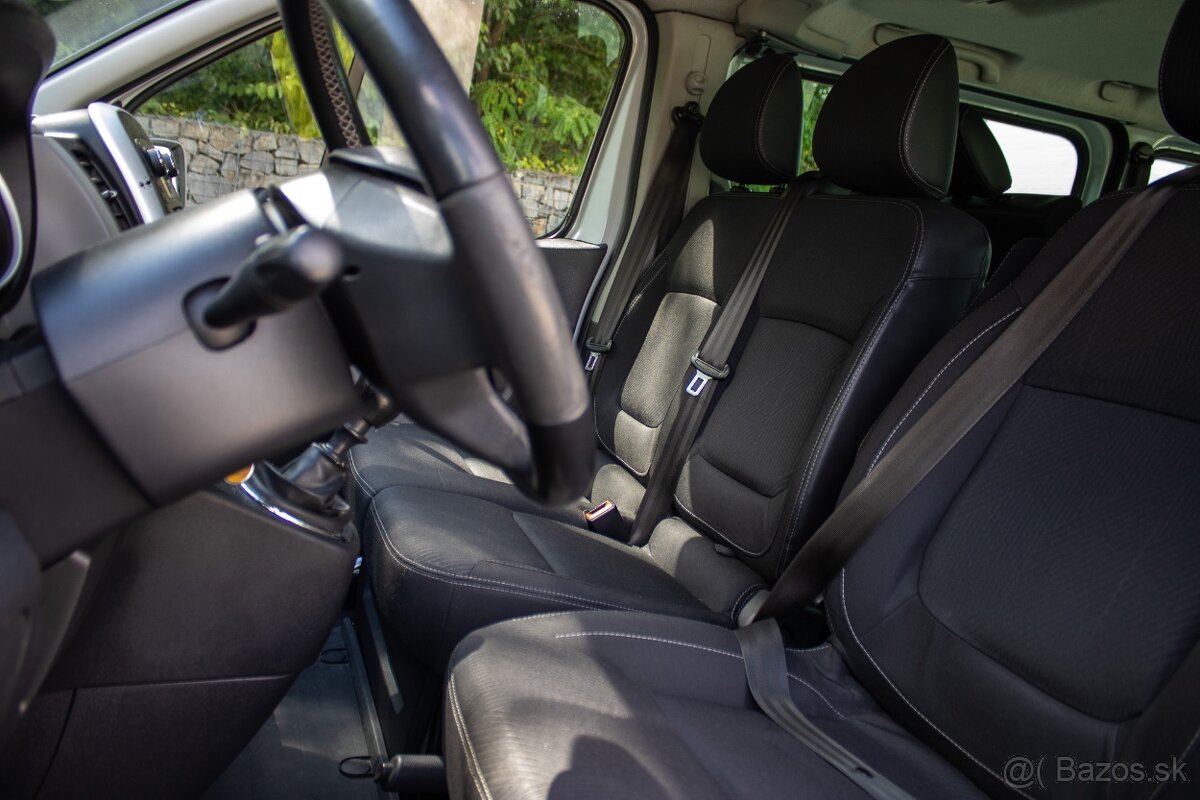 Renault Trafic SpaceClass 1.6 dCi - 11