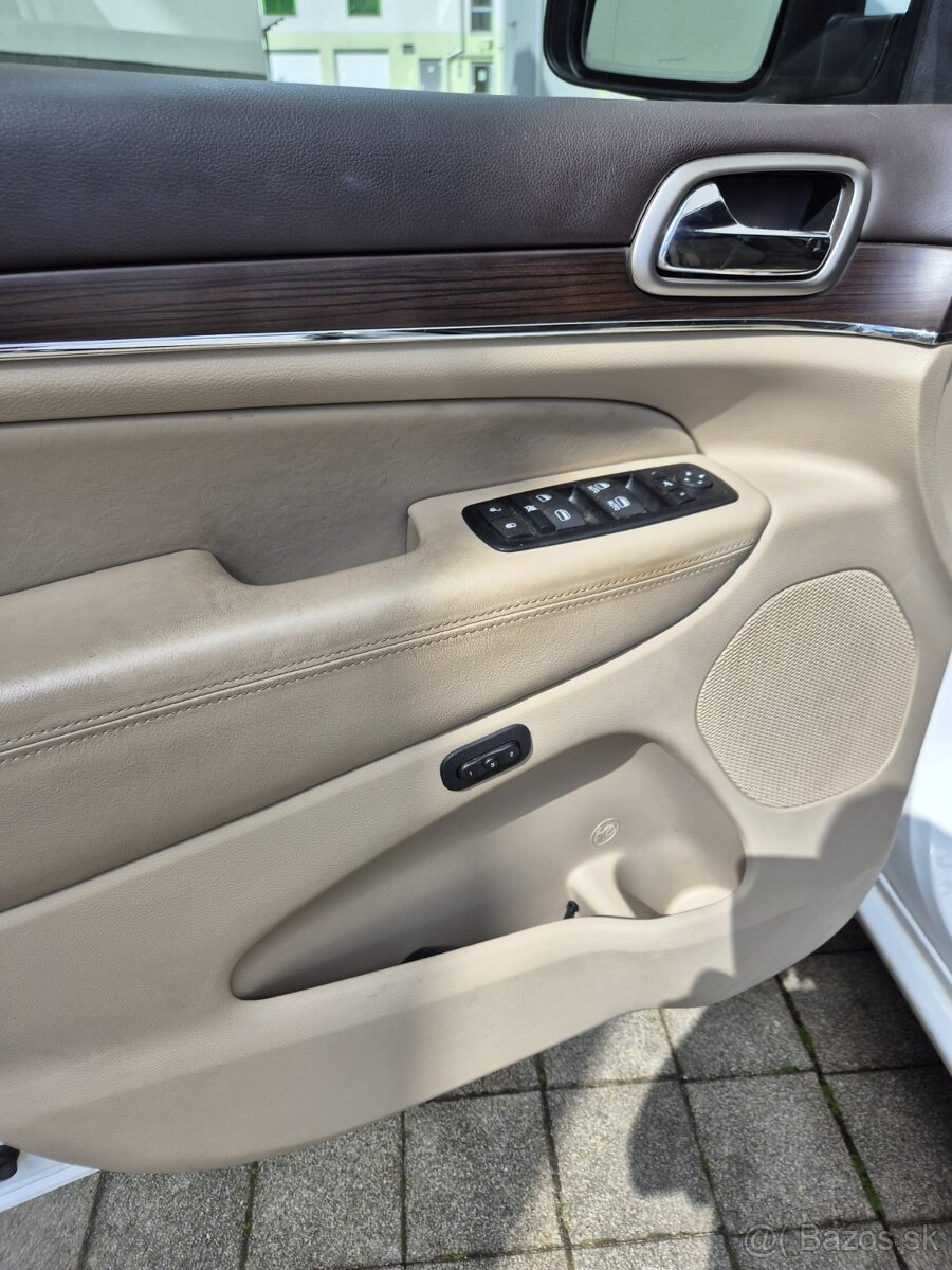 JEEP Grand Cherokee 2017, 4WD, 184kW, Overland - 11