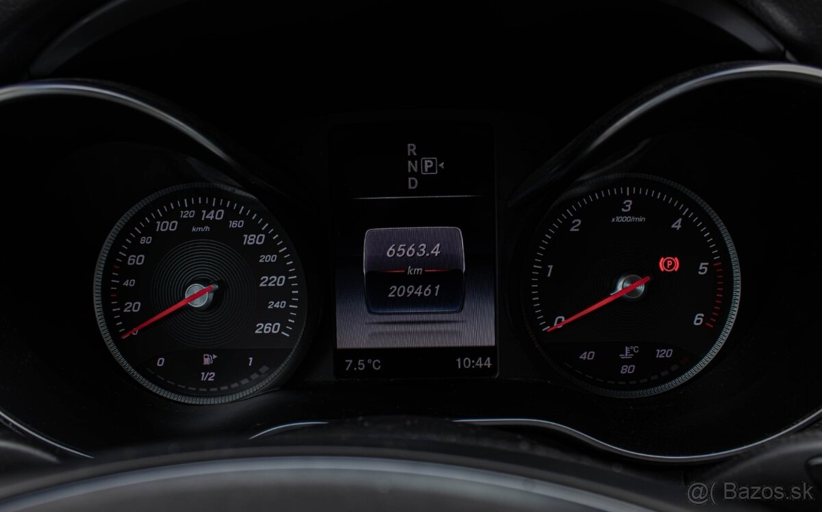 Mercedes-Benz C220D W205 2014 - 11