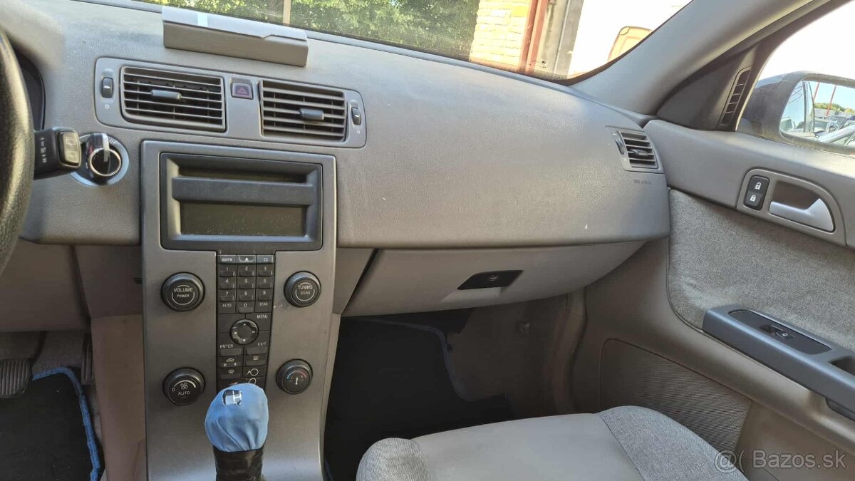 Volvo V50 1,6D 80,50kw kód motora: D4164T - 11