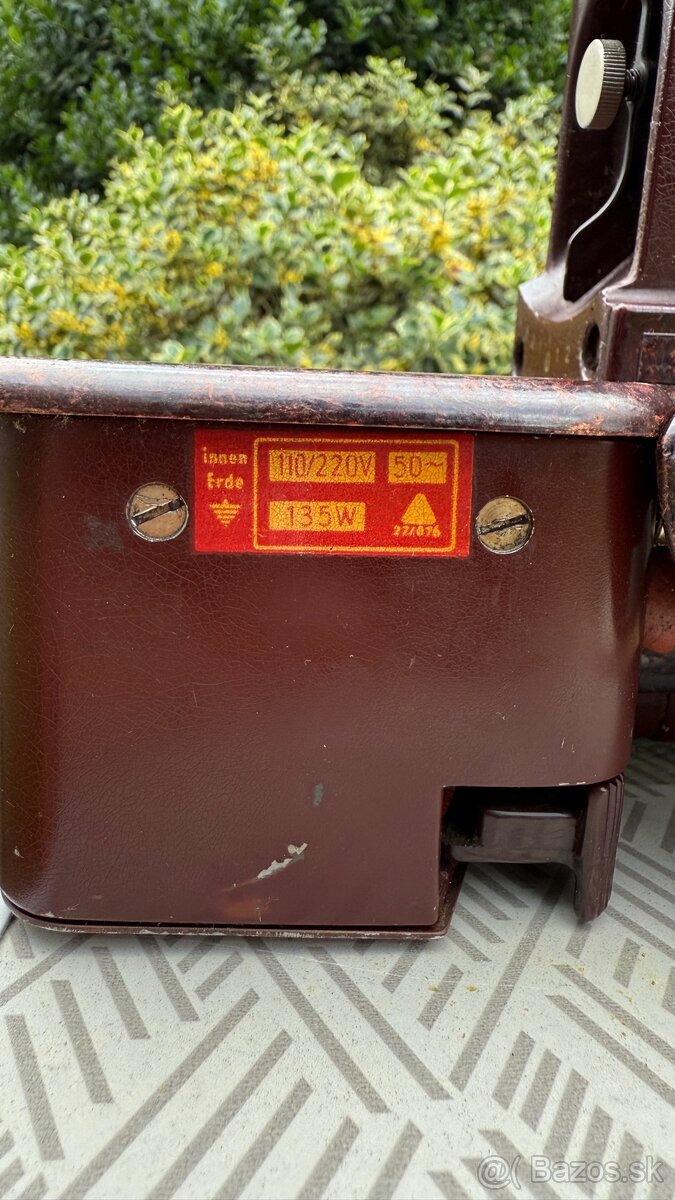Vintage elektrický šijací stroj MEWA Freia - 11