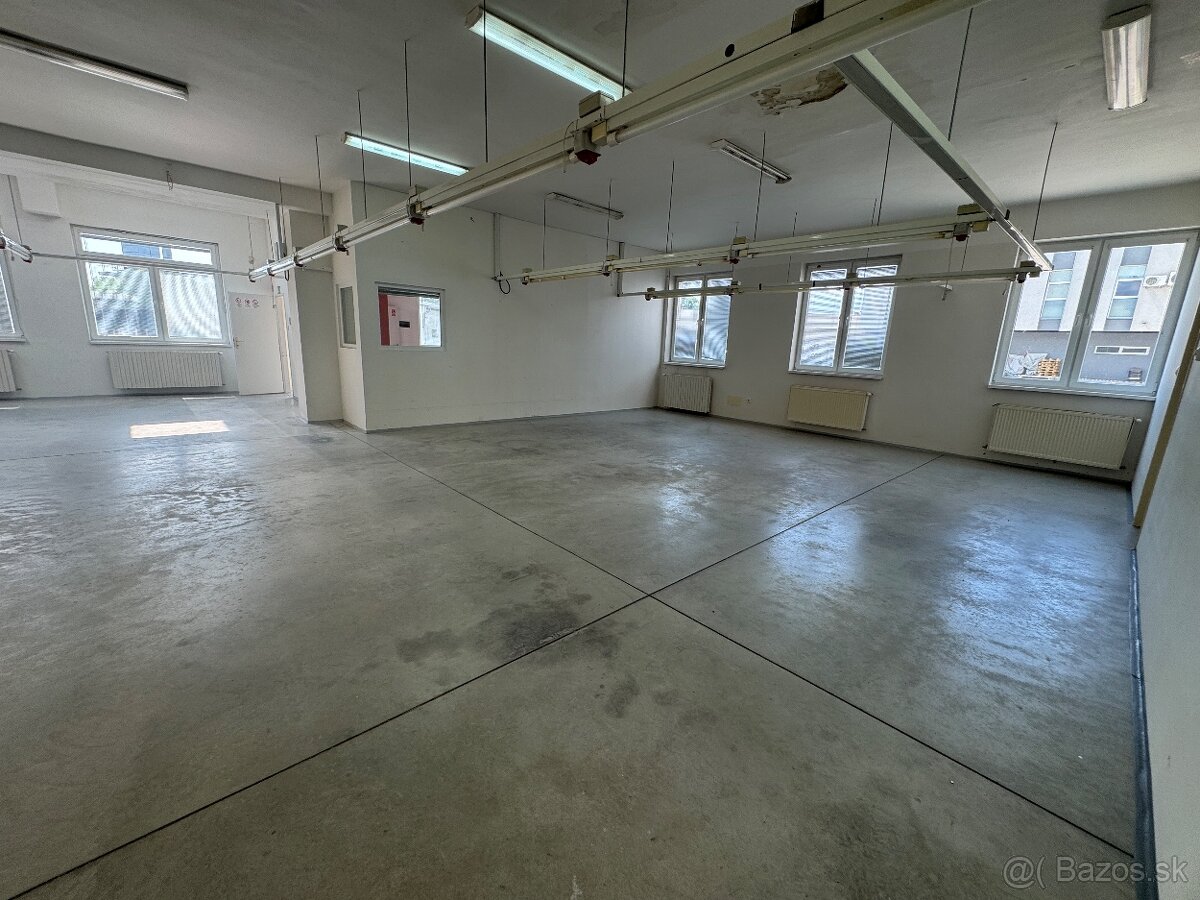 Multifunkčná hala na výrobu, sklad, kancelárie a parkovanie. - 11