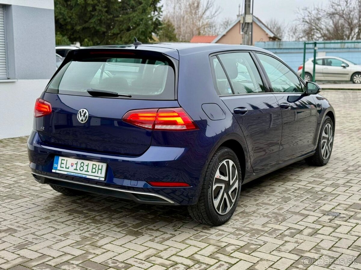 VW e- Golf , R Line - 11
