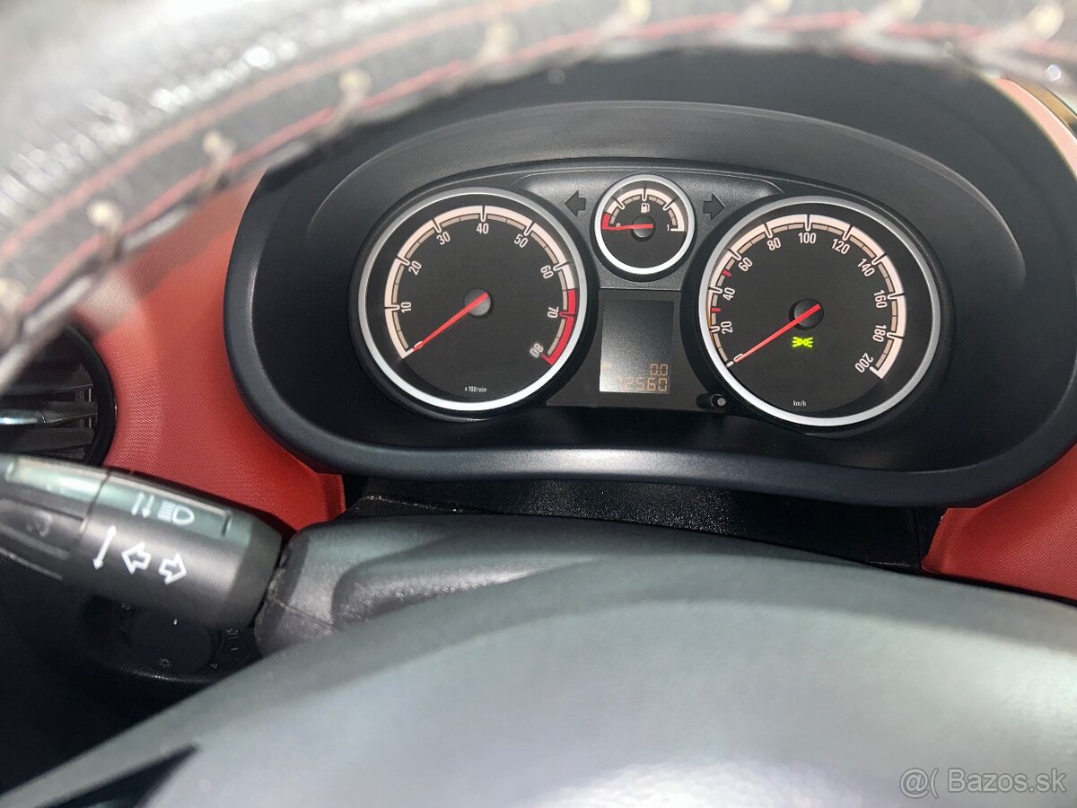 Predám opel corsa d rok2010 1.2 16v 59kw - 11