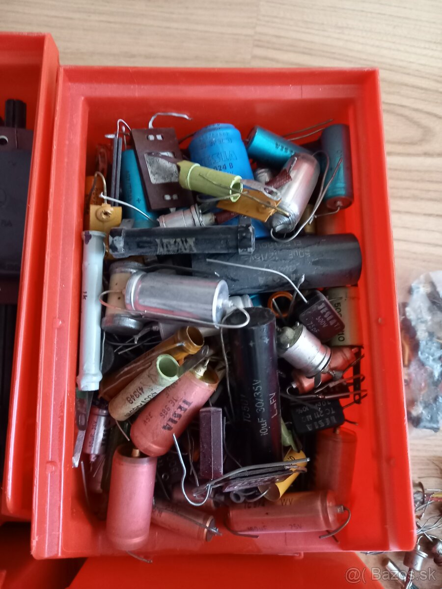Stare radiotechnicke sučiastky - 11