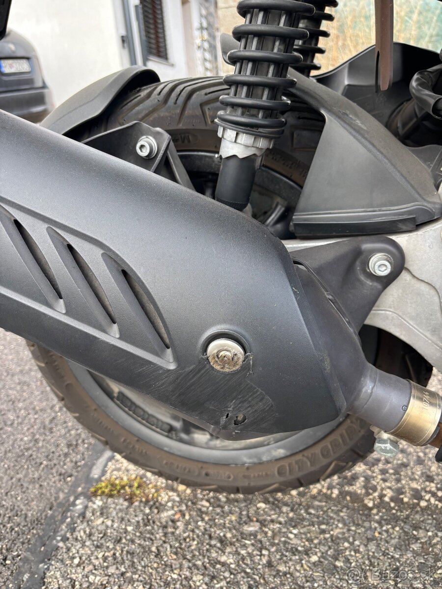 Aprilia sr max 125 - 11