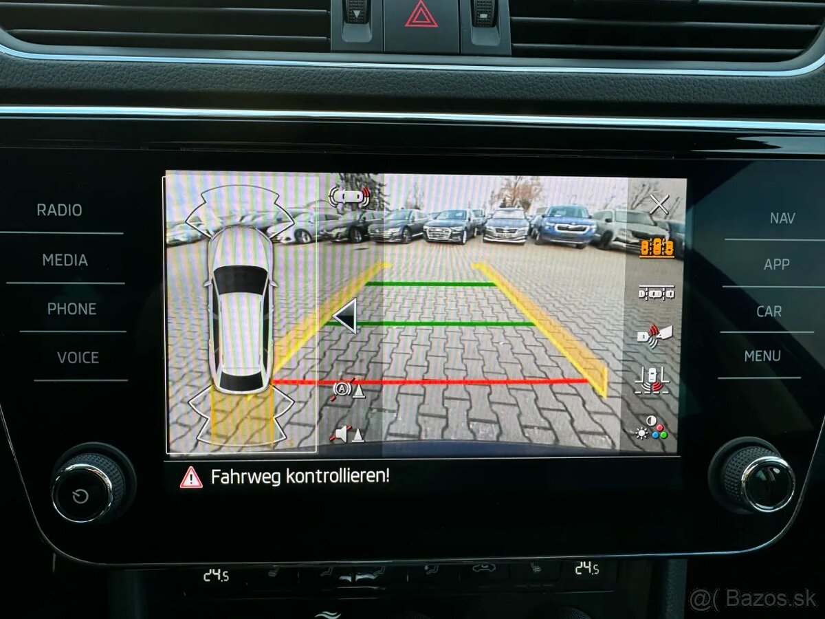 Škoda Superb 2.0 TDI Scout 4x4 - 11