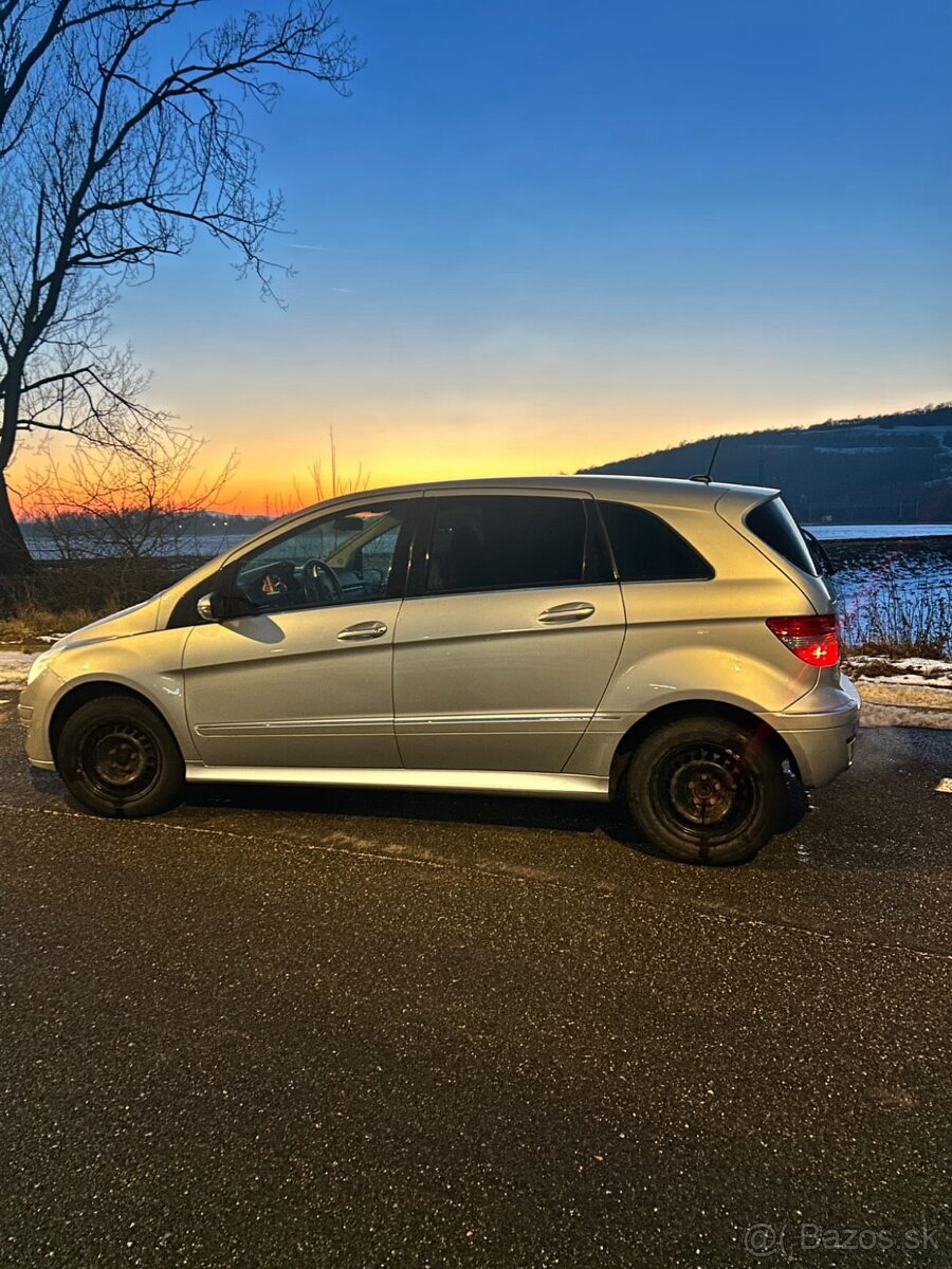 Mercedes-benz B150 w245 2008 - 11