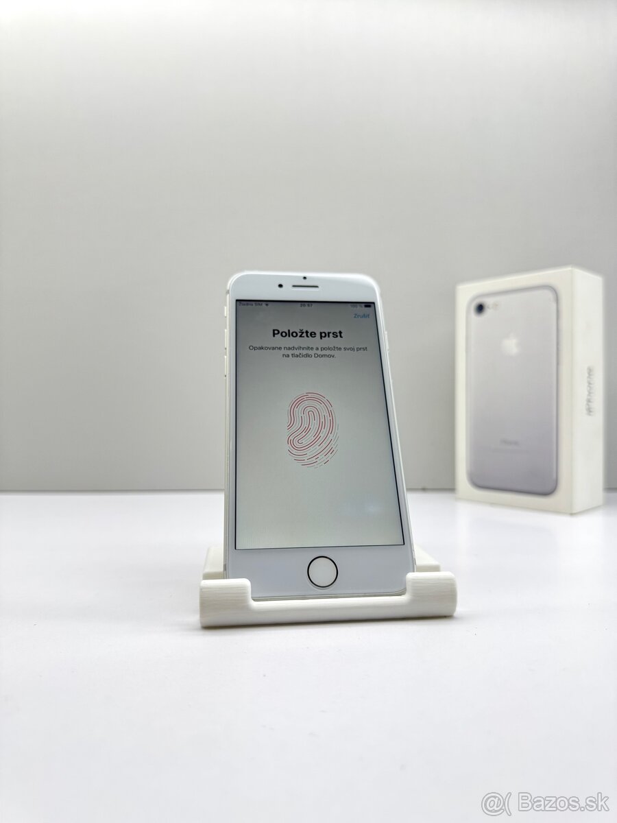iPhone 7 SILVER NOVÁ BATÉRIA 100% - 11