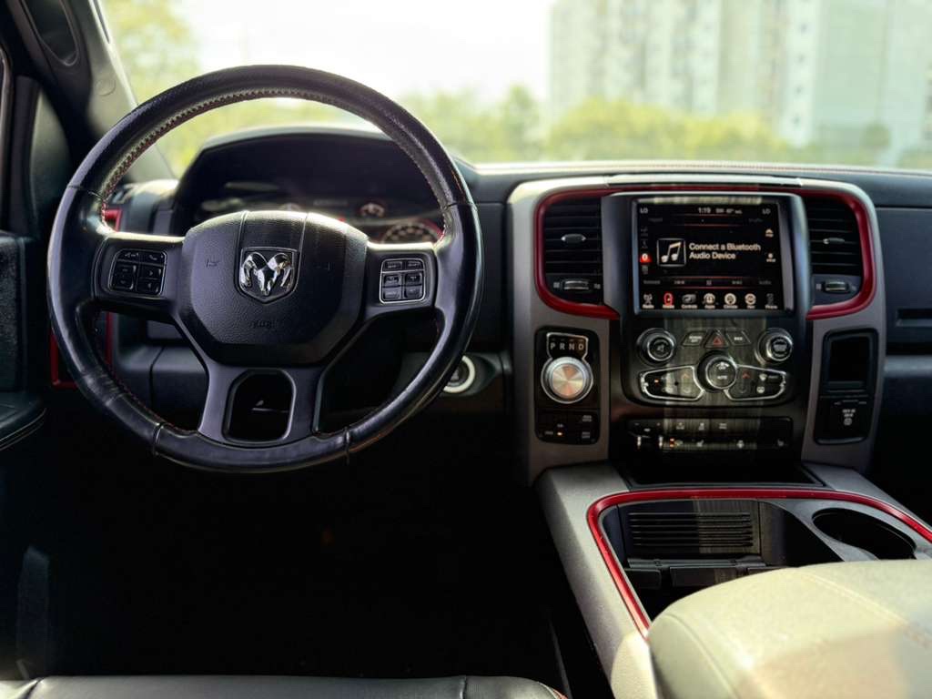 2016 DODGE RAM REBEL 5.7L V8 4x4 - 11