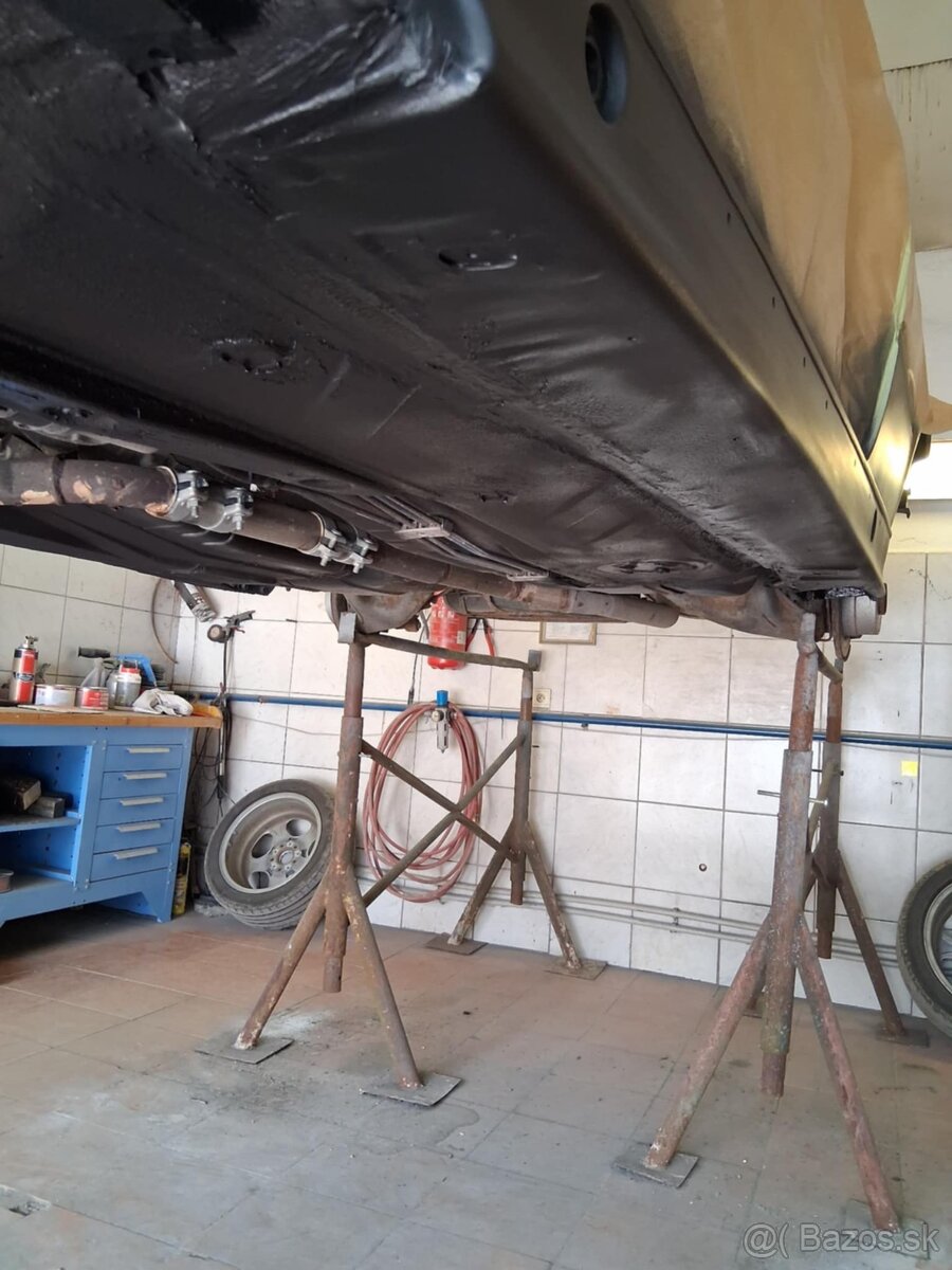 BMW E36 Compact 323ti, 125 kW, manuál - 11