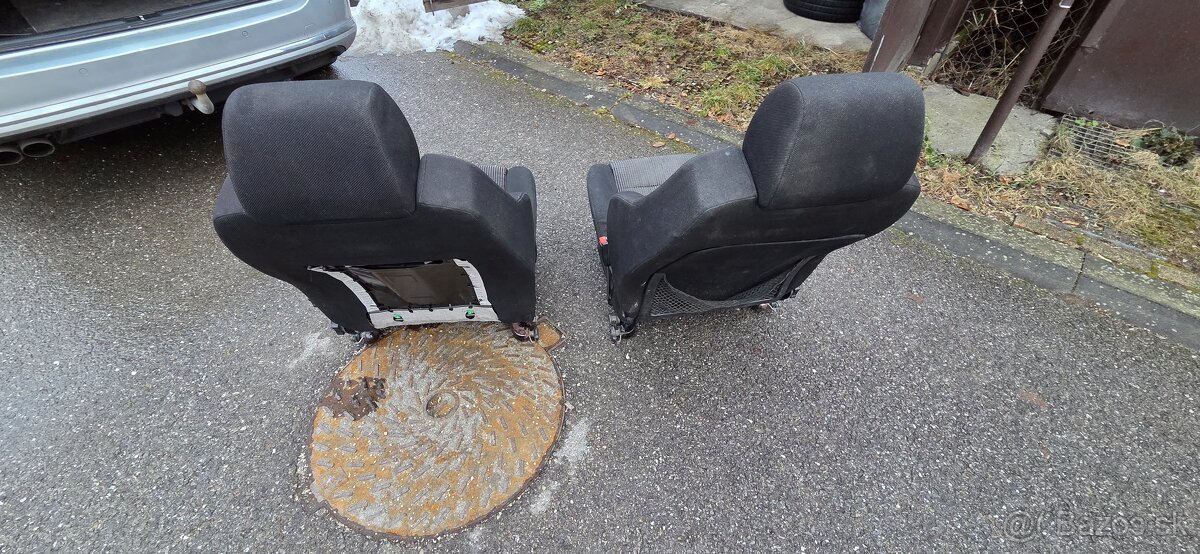 Sedačky golf 4 recaro - 11