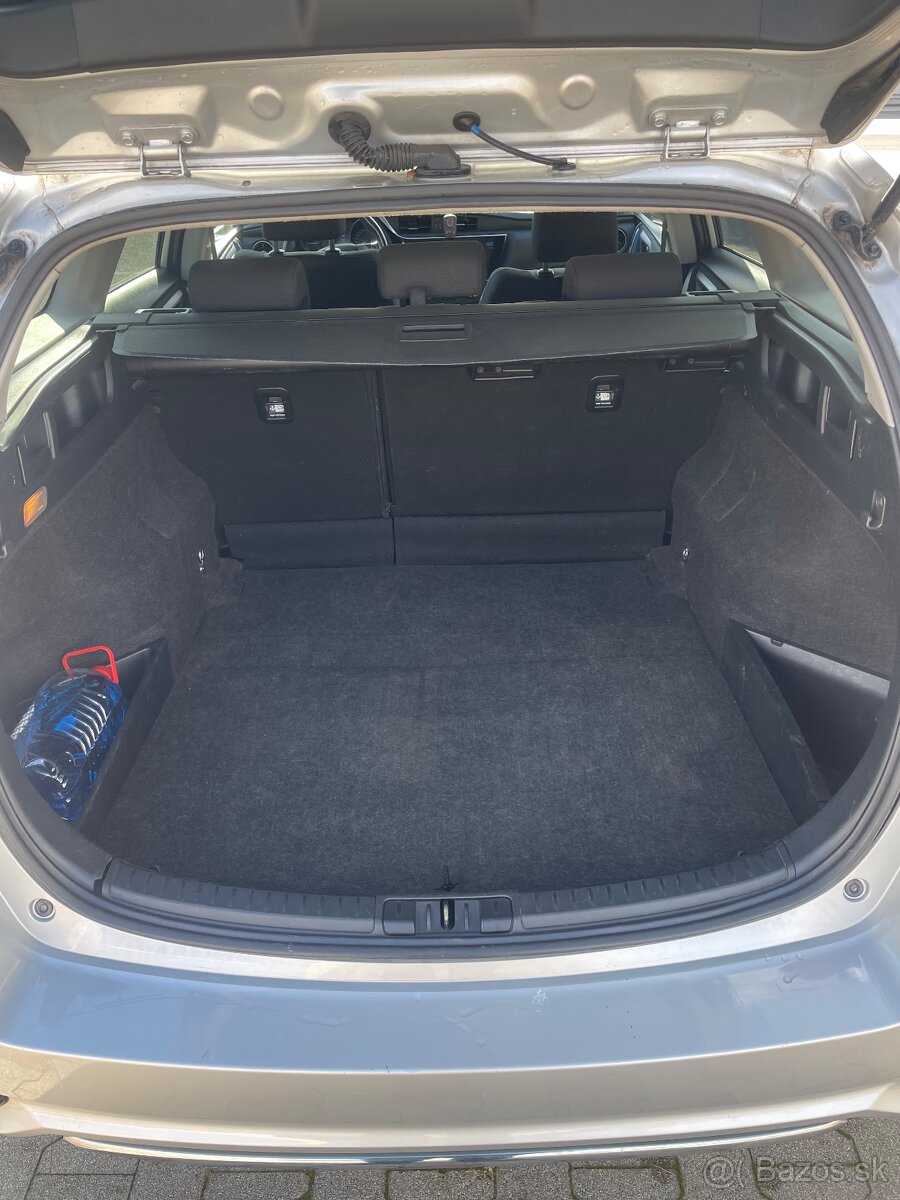 Toyota auris 1.2 turbo - 11