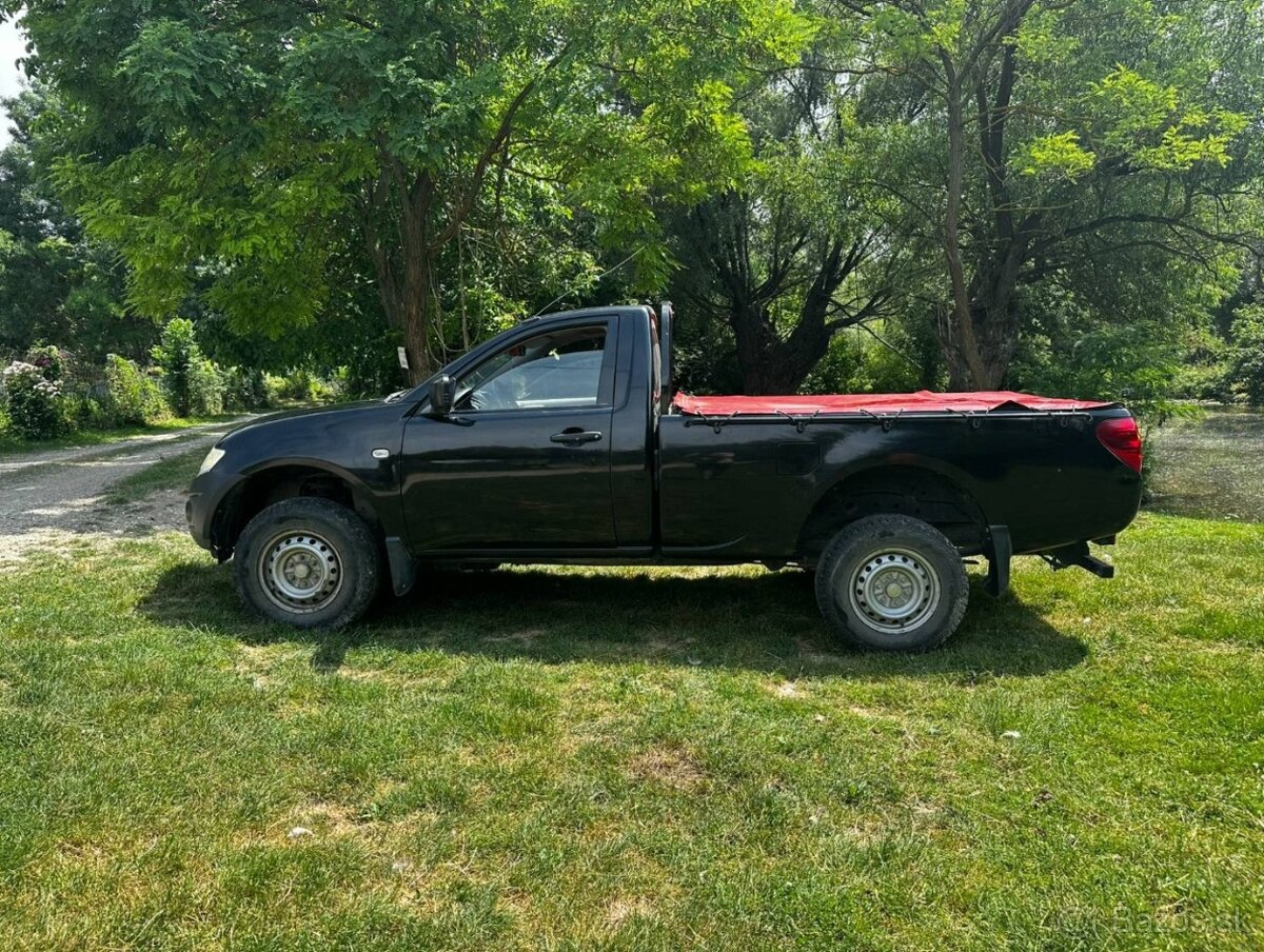 Mitsubishi L200 2.5 DI-D - 11