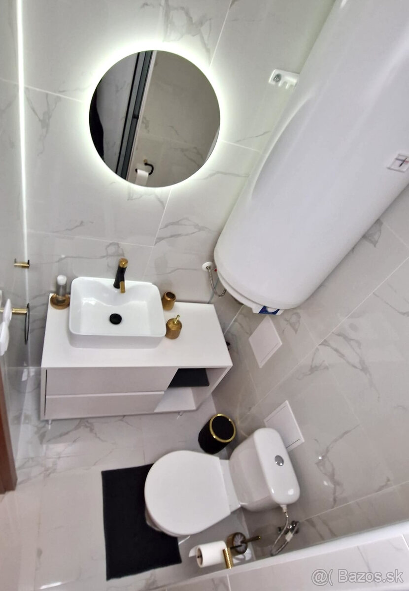 TOP cena 2-izbový BYT na PREDAJ vedla Donovalkova , s park - 11