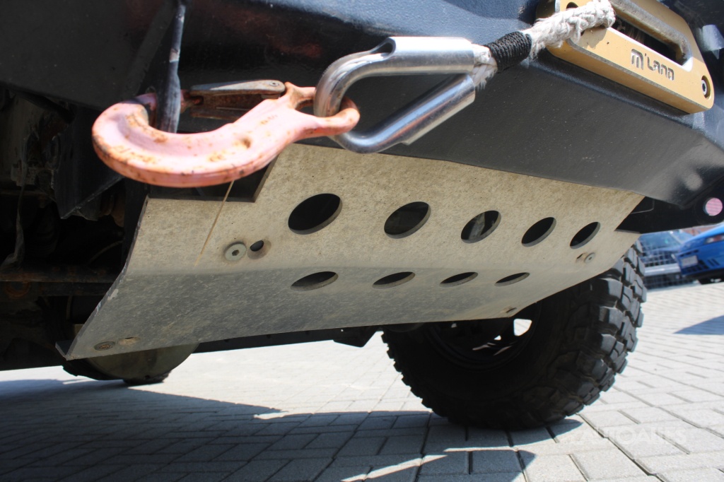 Land Rover Defender 2,4 TDCi 90 kW 110 SW 4x4 - 11