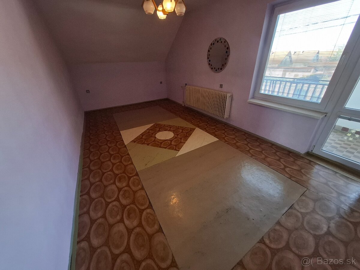 Rodinný dom v obci Jamník - 11